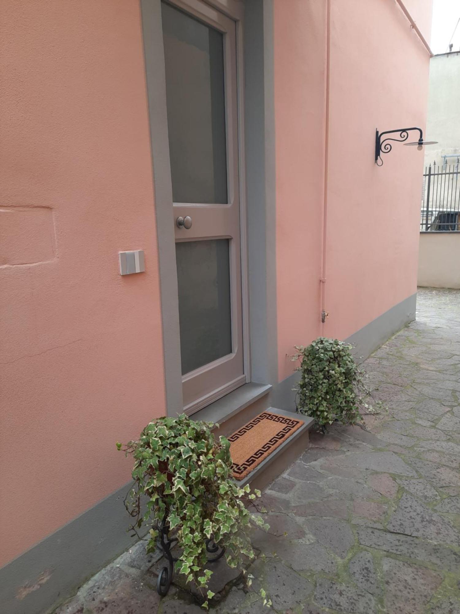 Messer Niccolo - Apartment In Florenz Exterior foto
